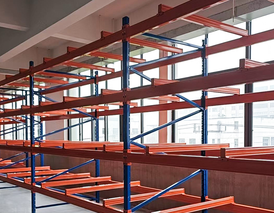 Scaffalature per carichi pesanti (>800 kg/strato)
